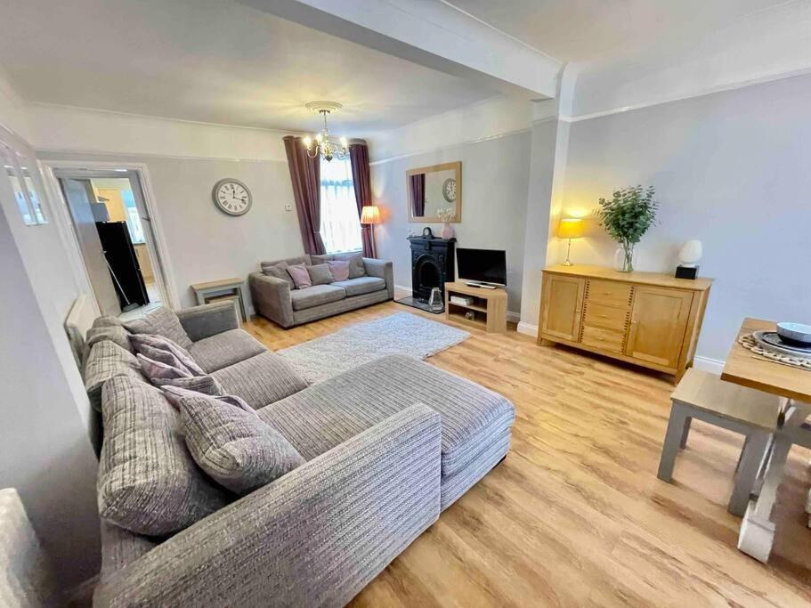 Portsmouth Urban Haven Apartment Luaran gambar