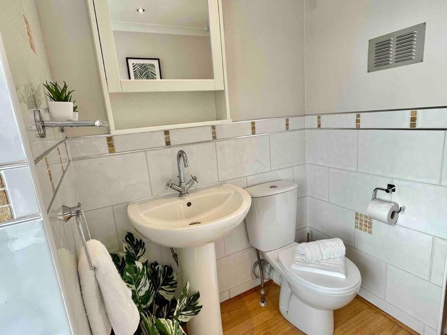 Portsmouth Urban Haven Apartment Luaran gambar