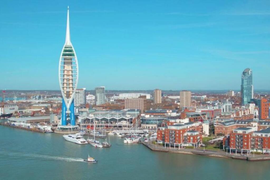 Portsmouth Urban Haven Apartment Luaran gambar