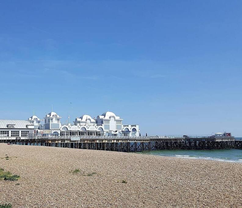 Portsmouth Urban Haven Apartment Luaran gambar
