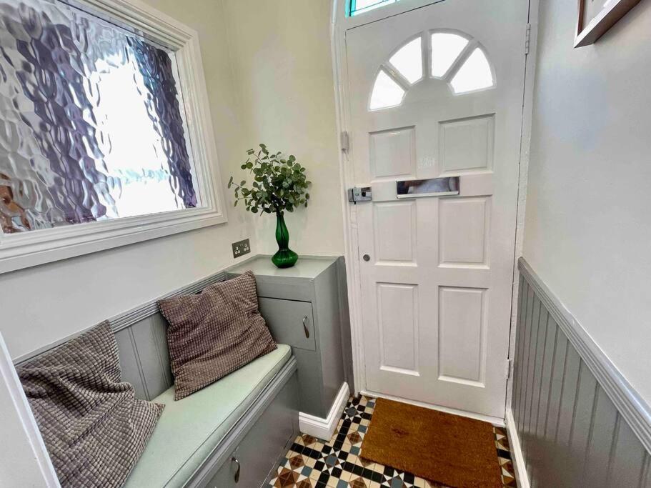 Portsmouth Urban Haven Apartment Luaran gambar